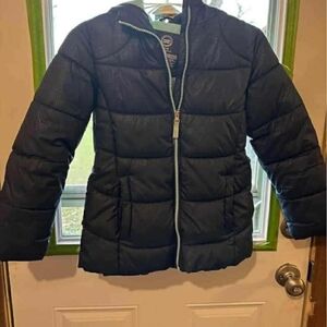 Black Puffer Jacket Sizr 7/8